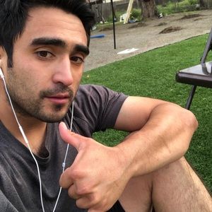 Meet your Posher, Luis